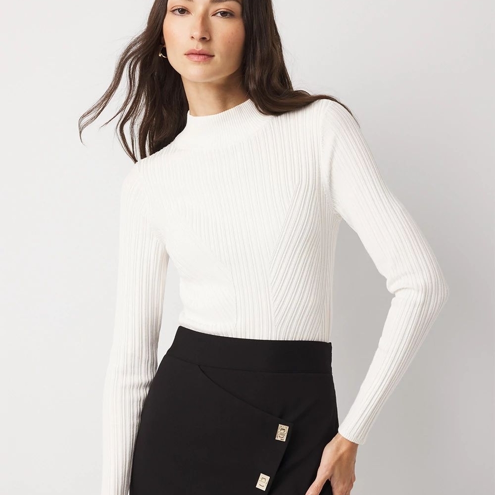 White House Black Market Ecru Ribbed Sweater